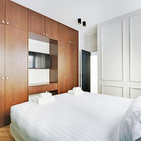 Pick A Flat'S Apartment In Triangle D'Or - Pierre 1Er De Serbie Paris Luaran gambar