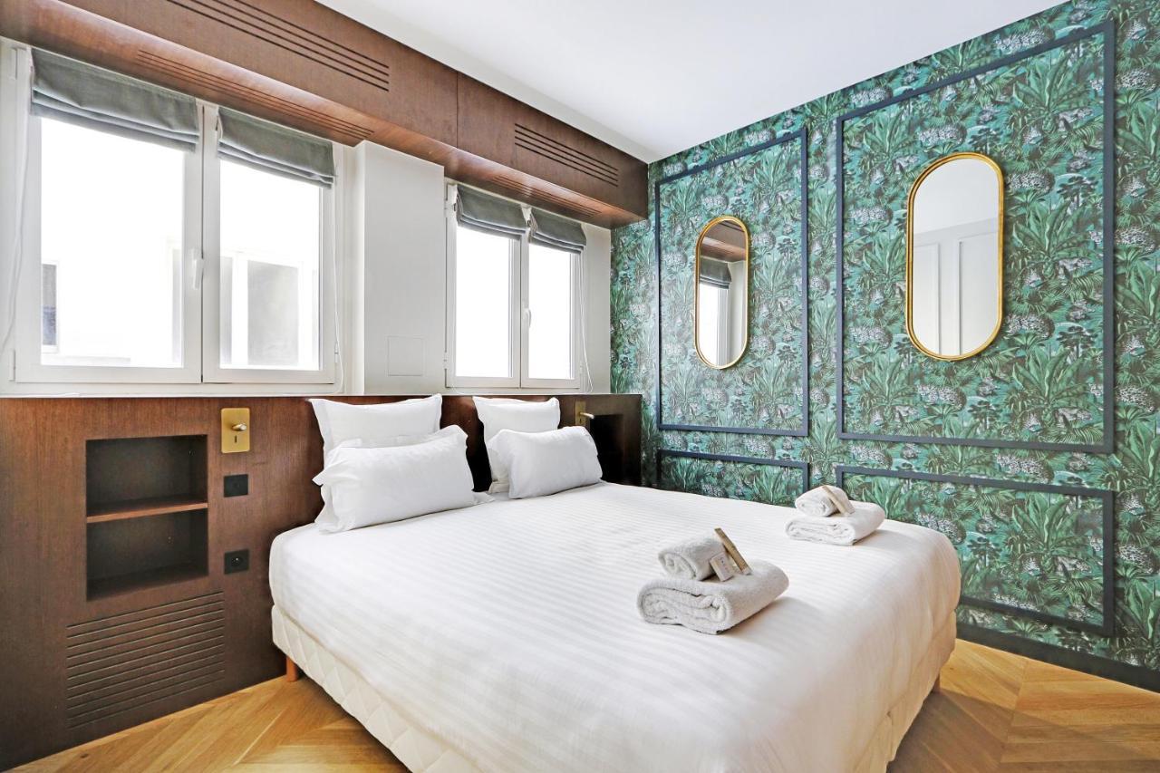 Pick A Flat'S Apartment In Triangle D'Or - Pierre 1Er De Serbie Paris Luaran gambar