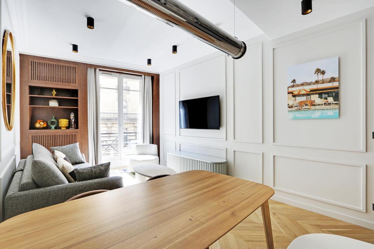 Pick A Flat'S Apartment In Triangle D'Or - Pierre 1Er De Serbie Paris Luaran gambar
