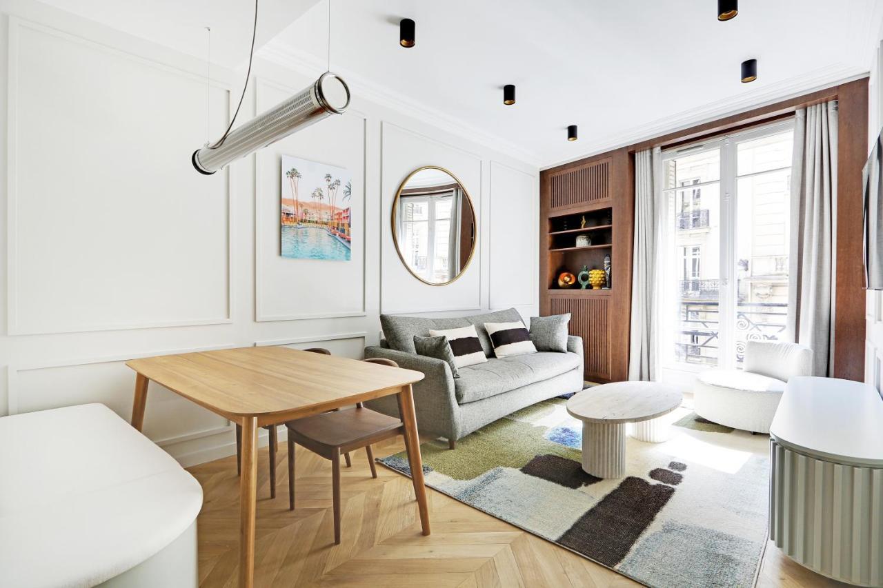 Pick A Flat'S Apartment In Triangle D'Or - Pierre 1Er De Serbie Paris Luaran gambar